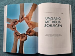 Kapitel "Umgang mit Rückschlägen" aus dem Selbsthilfe-Ratgeber "Spring, damit du fliegen kannst" von Irene Sybertz für MS-Erkrankte und ihre Angehörigen